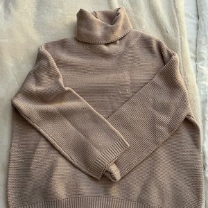 H&M sweater